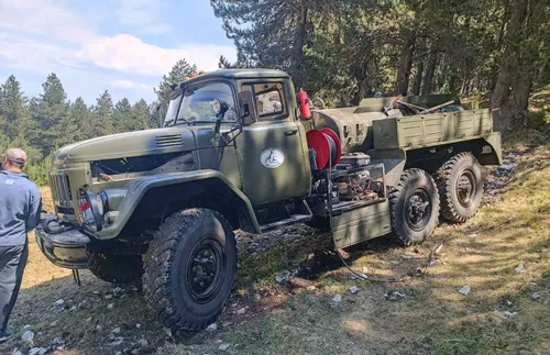 Локализираха пожара в българската част на планината Славянка