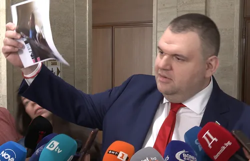 Делян Пеевски: Имаме фалшив президент. Москва няма да командва България - ВИДЕО - СНИМКИ