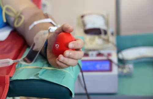 Министерството на здравеопазването с акция по кръводаряване - СНИМКИ