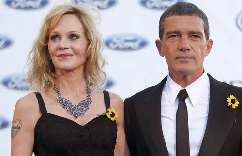 Мелани Грифит и Антонио Бандерас отпразнуваха годежа на дъщеря си