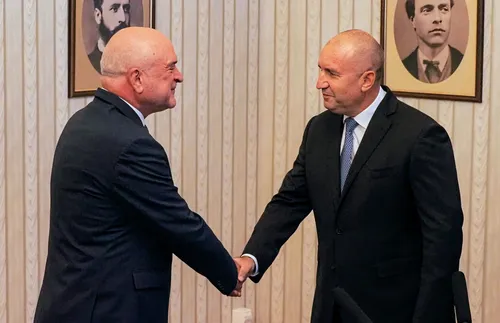 Радев поиска Главчев да предложи две жени за еврокомисар - СНИМКИ-ВИДЕО