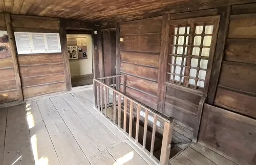 Родният дом на Захарий Стоянов в село Медвен страда за разединението сред българите - СНИМКИ-ВИДЕО