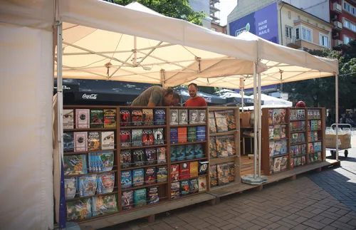 Алея на книгата превзема центъра на София