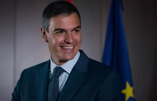 Санчес призова ЕС да не налага нови мита върху електромобилите, внасяни от Китай - СНИМКИ