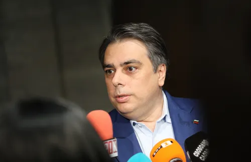 Асен Василев: Борисов да излезе от храстите и да се приемат антикорупционните закони по ПВУ - подробности - СНИМКИ - ВИДЕО