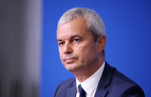 Костадинов за авиоинцидента: Тук не трябва да има оставки, а арести и присъди - ВИДЕО