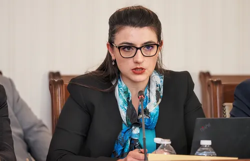 Лена Бориславова: Антон Славчев е показал, че не дава и косъм да падне от главата на тези, които го закрилят