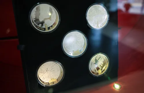 Златото достигна нов рекорд от над 2609 долара