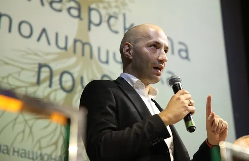 Димитър Ганев представи „Българската политическа почва“ - СНИМКИ