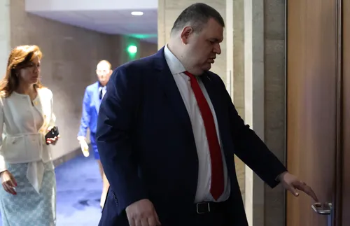 Пеевски сезира ВСС за освобождаването на прокурорския син от Перник, иска съдебна реформа