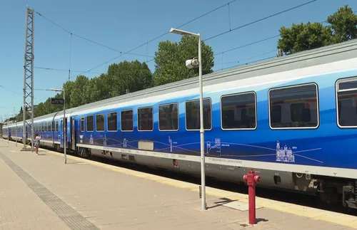 Влак прегази жена край Белово