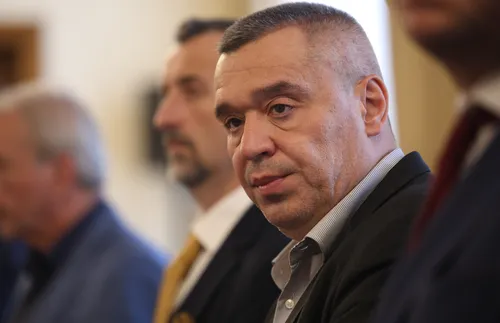 Тахов: Утре изплащаме 200 млн. лв. по "украинската помощ"