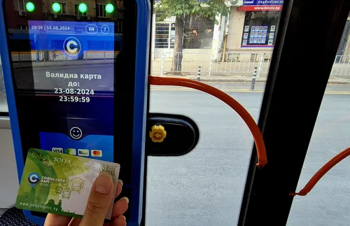 Държавата осигурява безплатен транспорт за украинските ученици у нас