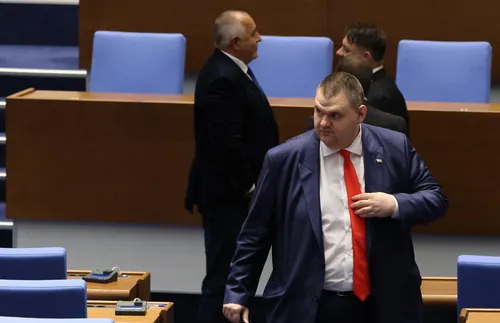 Залогът е бъдещето на България и живота на хората. Времето за игри свърши