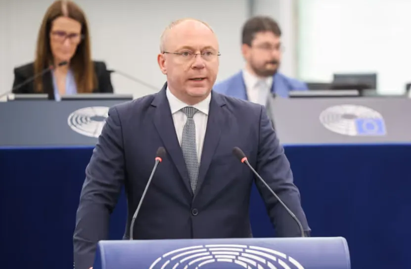 Станислав Стоянов: 