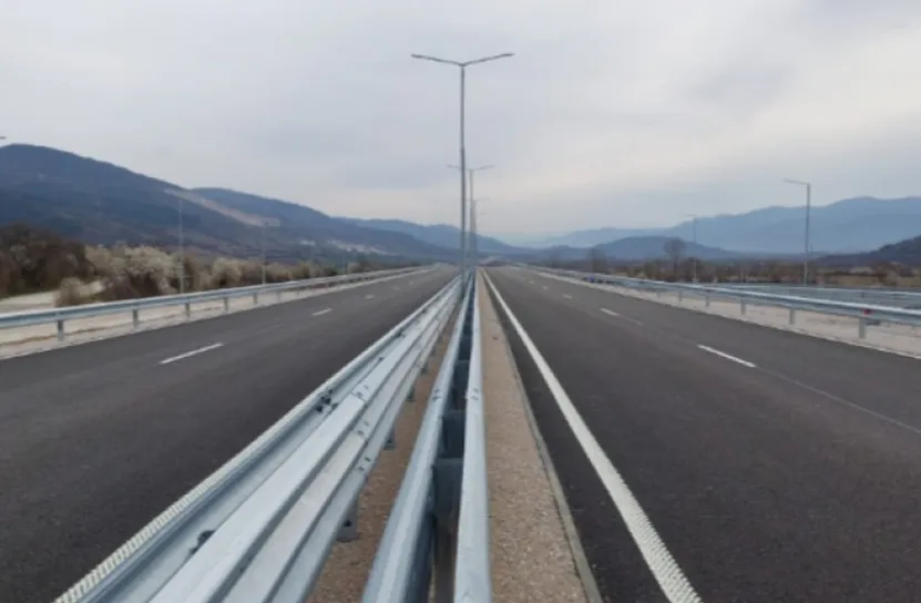  АМ "Тракия" ще бъде затворена за няколко часа в посока София