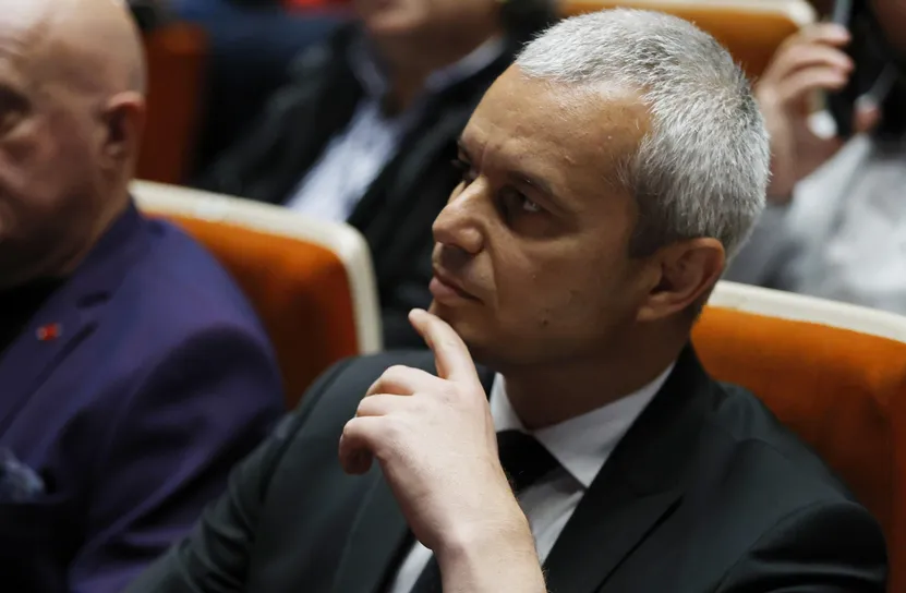 Костадинов настоява президентът да свика Консултативния съвет по национална сигурност