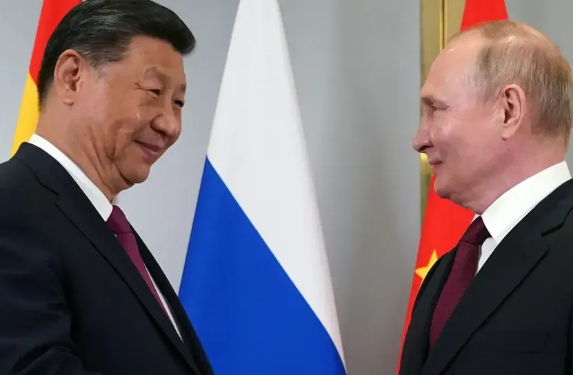 Си Дзинпин в Москва за среща с Путин преди честванията на 9 май